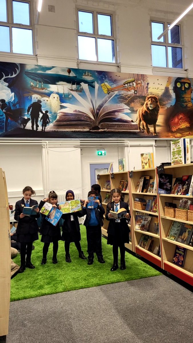 Year3ArkVic tweet media