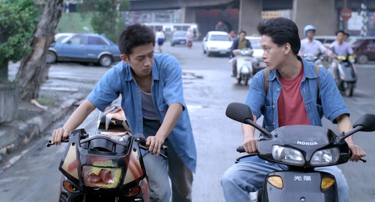 Queer East (@queereast) on Twitter photo A teenager becomes fascinated with a petty thief in dir. Tsai Ming-Liang's acclaimed debut feature Rebels of the Neon God 青少年哪吒, a masterful exploration of urban alienation and sexual malaise in 1990s Taipei.
Mon 24 Apr 18:00 <a href="/ThePCCLondon/">Prince Charles Cinema</a>: cutt.ly/pcc-rebels A teenager becomes fascinated with a petty thief in dir. Tsai Ming-Liang's acclaimed debut feature Rebels of the Neon God 青少年哪吒, a masterful exploration of urban alienation and sexual malaise in 1990s Taipei.
Mon 24 Apr 18:00 <a href="/ThePCCLondon/">Prince Charles Cinema</a>: cutt.ly/pcc-rebels