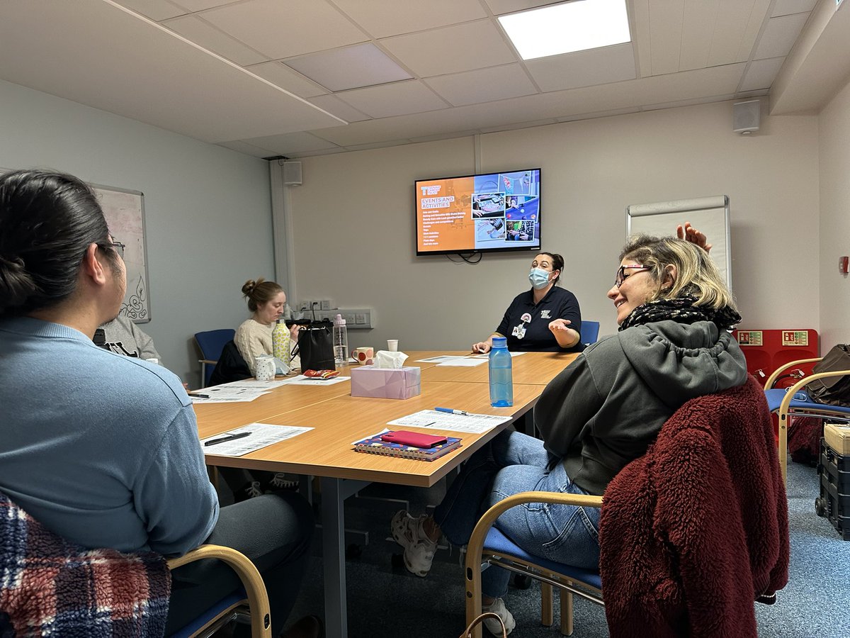 towertalk's tweet photo. Day 4 of #fundamentalsofcancercare course. Patient Experience Day. So vital to hear directly from patients and carers. Thank you Sonia and @julian_c_kerr for your incredibly moving sessions. @EducationDivB @NurseCobby @jennyloumilner @laszlop74 @turns1234 https://t.co/2gobMKTTJm
