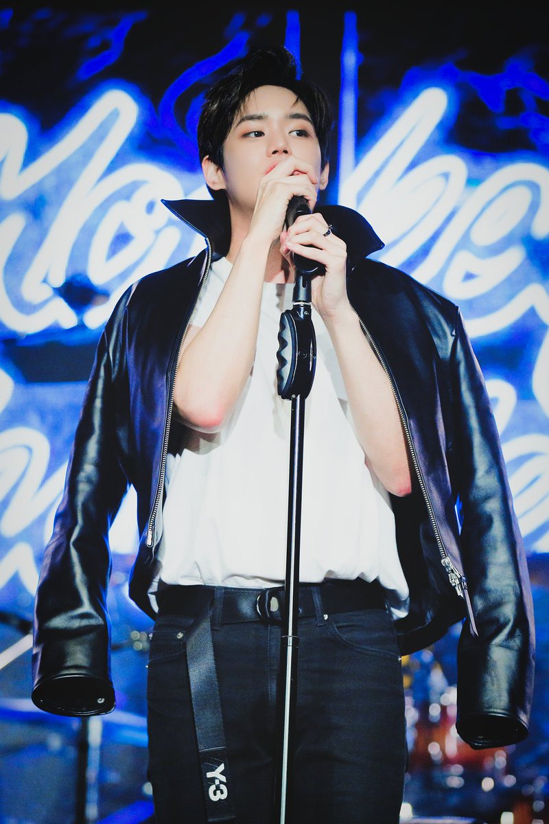 230329 #신규현 #규현효과 #몽키숄더