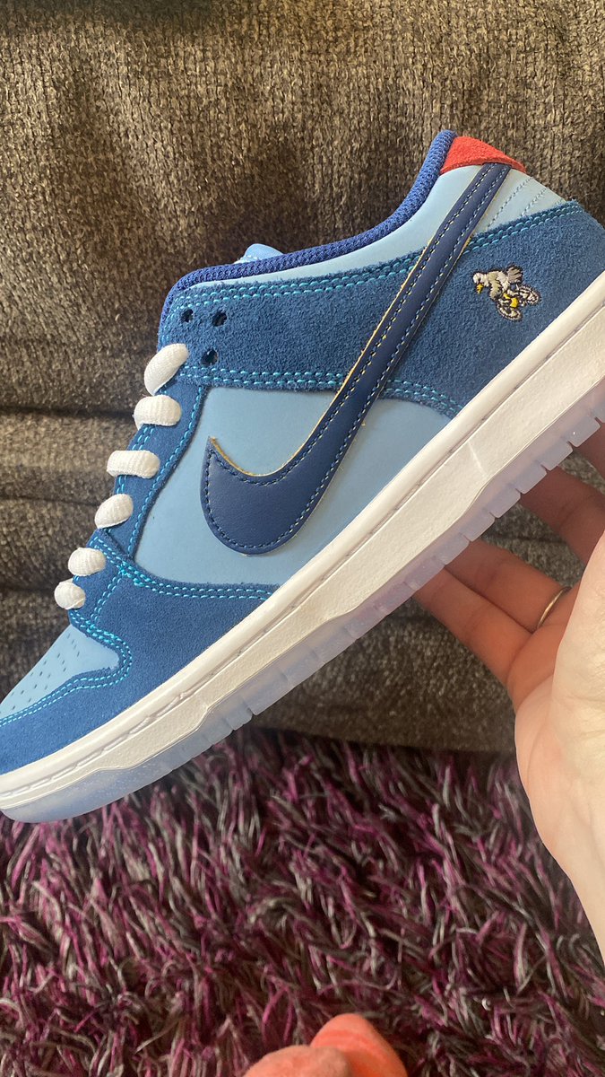 Brooklynnbk's tweet photo. Size 6M love the story behind this home run shoe to me!! 💙💛#atmoscollectorsclub  #atmosweb https://t.co/SAG9Ce56h8