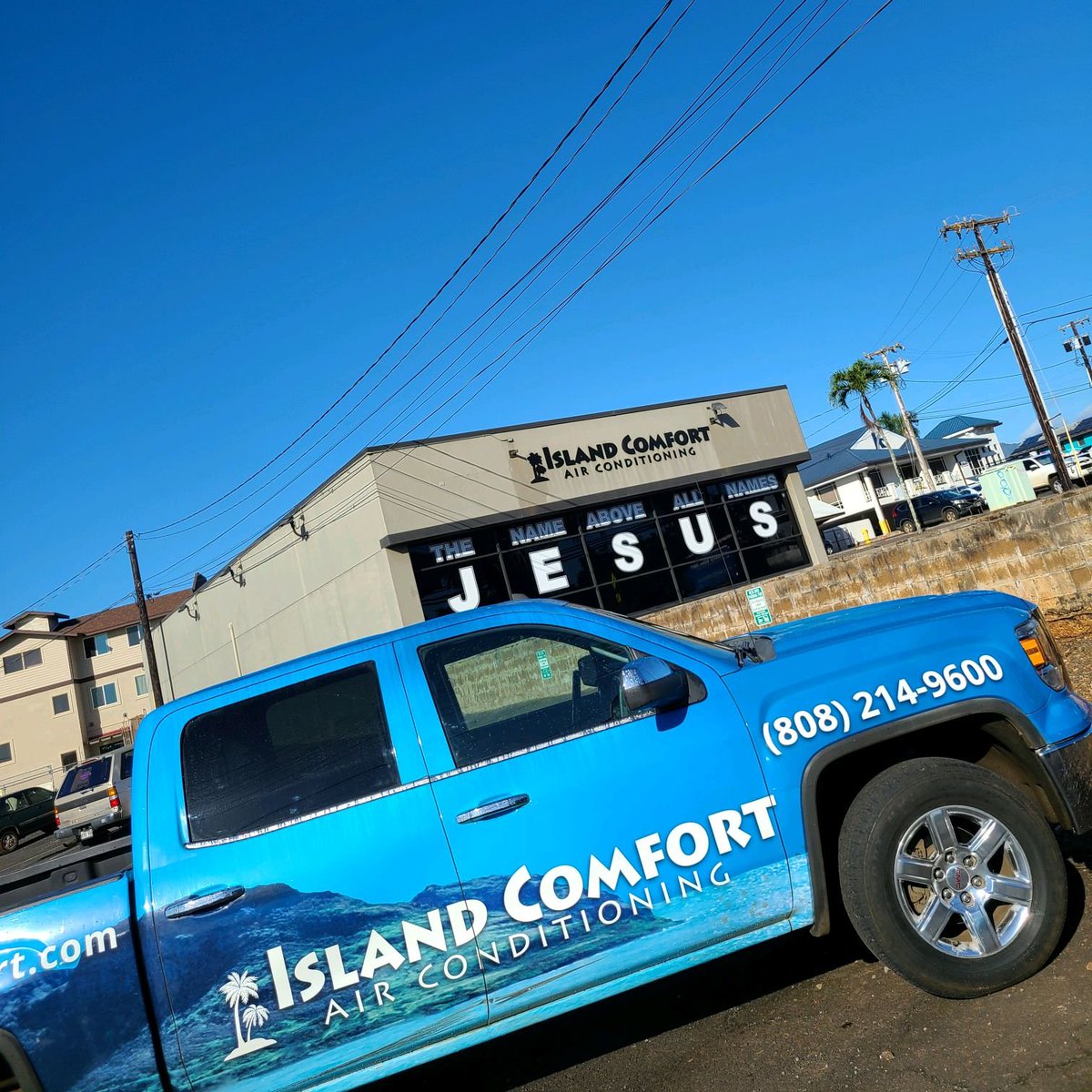 islandcomfortka's tweet photo. We're bringing you comfort from every angle all week long! Call (808)214-9600 for more on how we can improve the air quality in your home!
#comfortguys #islandcomfort #5starservice #comfort #hvactechnician #hvacservice #hvacinstall #hvacrepair #kauai #kauaihvac #islandcomfort https://t.co/W6WqfwySGO