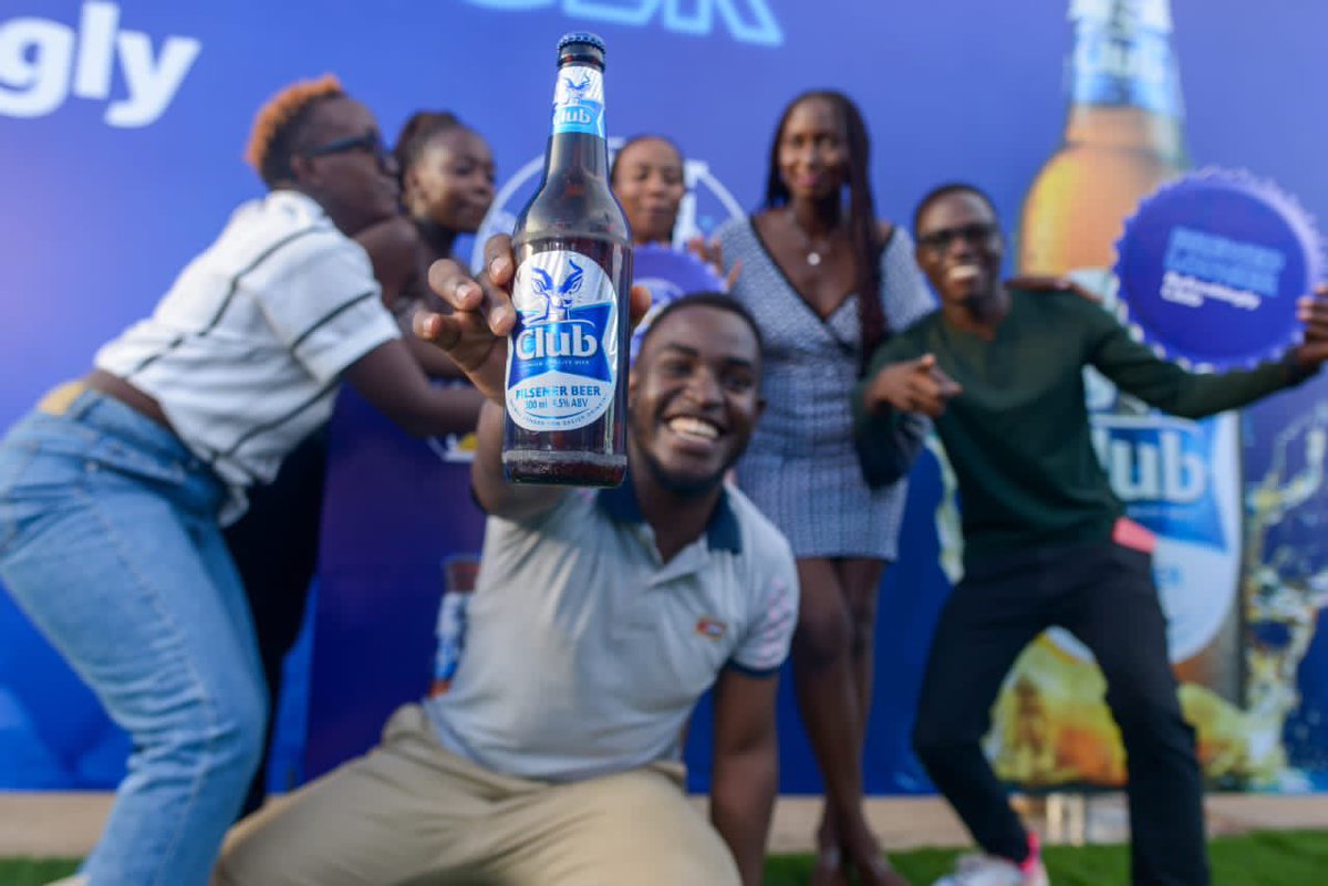 Cecilia97N's tweet photo. Authenticity is what makes @ClubPilsener refreshing π»ππ½
πΉBrewed longer and the longer the better ππ½π
#RefreshinglyClub
#RefreshinglyDiffrent https://t.co/oXbZRSztsW