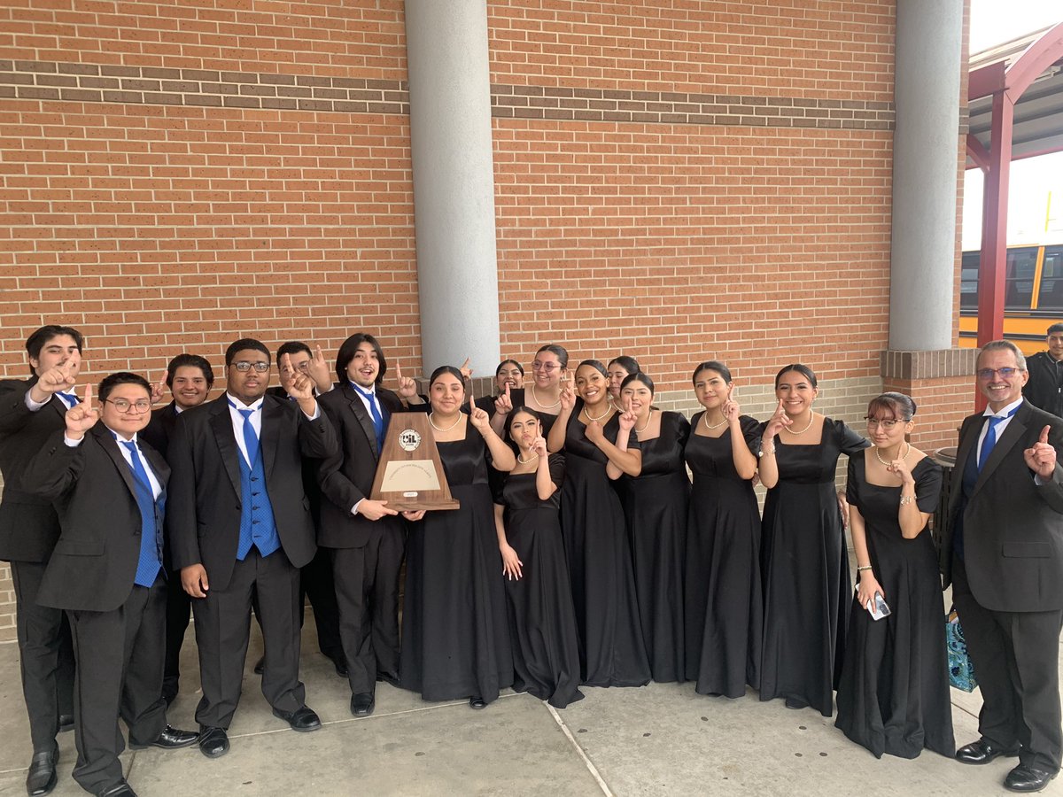 Mighty Mustang Choir tweet media