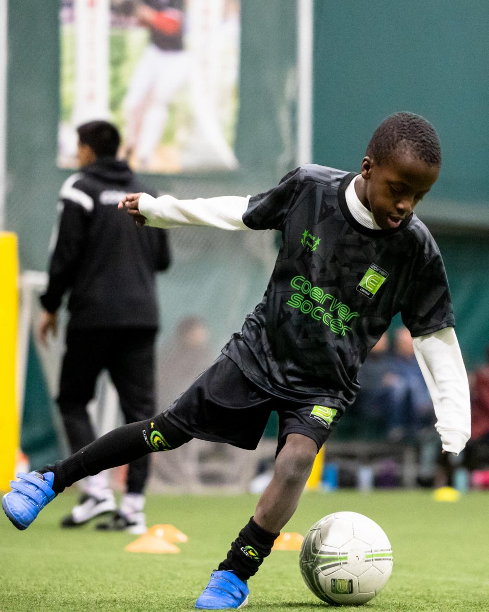 As you get to higher levels, defenders will stop watching your feet and the ball, instead focusing on your body. To sell a fake, move your whole body, then explode out of the move the other way. #Coerverkids #attackingmoves