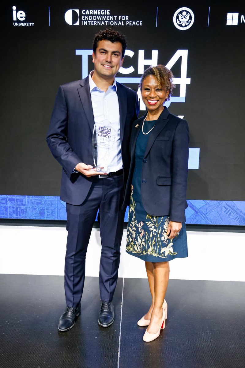 ieGovernance's tweet photo. 🏆 The world’s top democracy-affirming startup has been unveiled! @EVotingGlobal won yesterday our #Tech4Democracy Global Challenge. 
The final was hosted by @CarnegieEndow in Washington DC on the sidelines of the #SummitForDemocracy, in partnership with @StateDept &amp; @Microsoft. https://t.co/lDQPAX04fN