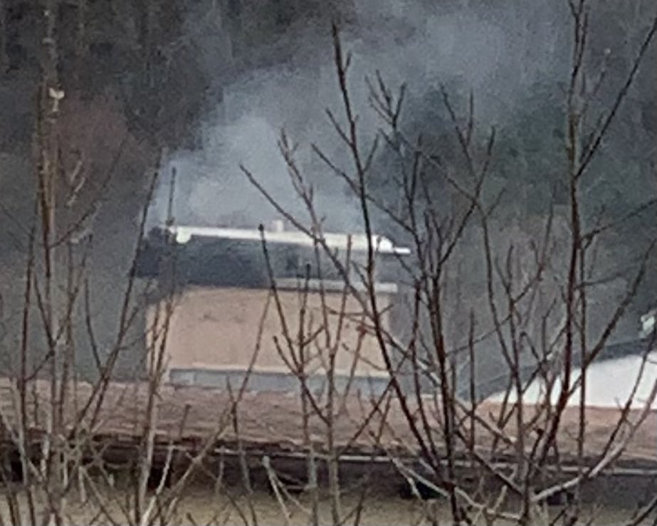 ClaudiaHippeli's tweet image. Reutlingen macht mit - es stinkt zum Himmel und kratzt #holzofengate und wechselnde Rauchfarben. Da hustet nicht nur der Lungenmann. 
@kachelmann @achimdittler