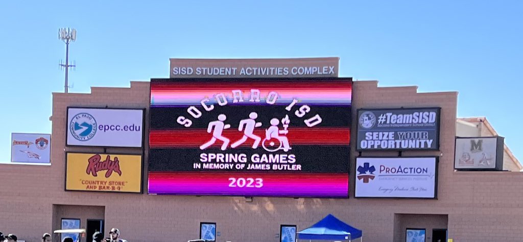 edithc_HHES's tweet photo. Happening Now: Hornets in the House ready to to πbuzz buzz π buzz π at the #JamesButlerSpringGames #TeamSISD #bethelight https://t.co/yBbjemvPG7