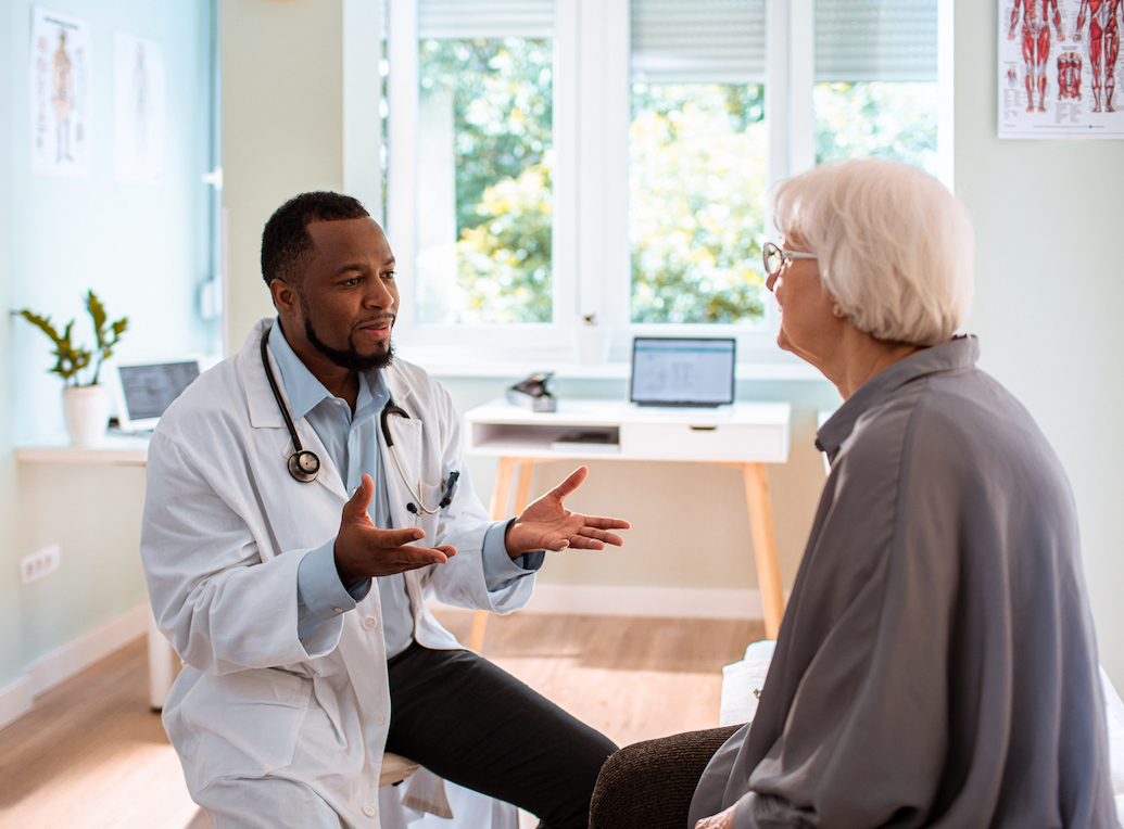 KPDOR's tweet photo. Doctors are more likely to ask men about problem #alcohol use than women, despite similar rates of unhealthy use. New in @AddictionJrnl from @KPDOR's  Sujaya Parthasarathy and Stacy Sterling. #SBIRT #briefintervention

More: https://t.co/Vx6ShtejER

Study: https://t.co/knVWakiLWN https://t.co/jAzUF5Iv8P