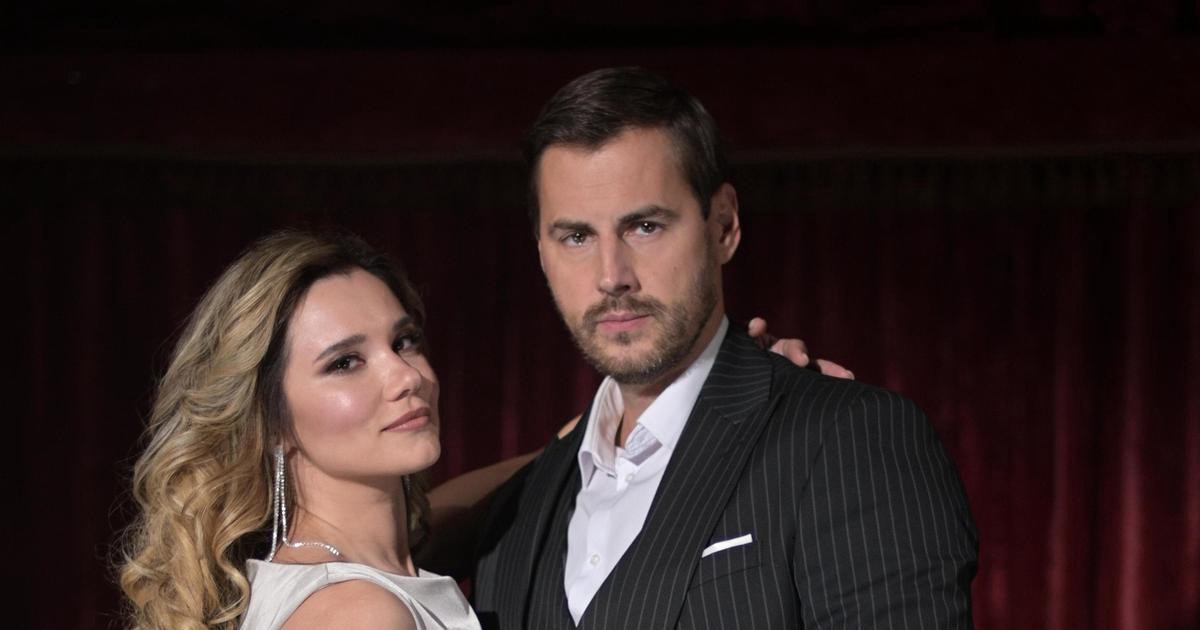 Starhit_online's tweet image. Накануне премьеры сериала «Белая лилия» актриса Галина Безрук рассказала «СтарХиту» о том, как пережить переломные моменты в семье, может ли в кризисные моменты спасти музыкальный театр и почему важно делать выбор в пользу своего я.

#домашний #арт...

vk.cc/cmHVwz