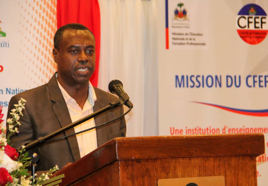 Mardi 28 mars 2023

-Installation des conseillères pédagogiques et coordonateurs du réseau des EFACAP, ainsi que le Directeur pédagogique du CFEF

-Présentation des membres de la 1ère Assemblée mixte du CFEF: REMED-CFEF (Regwoupman Miks pou Etik, Disiplin, Doleyans ak Devlopman.