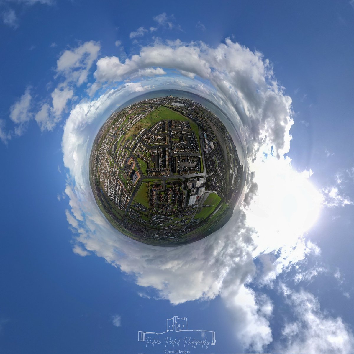 A play around with the drone camera #djımini3pro #dji @djipro @djiglobal #dji3pro #dronephotography #dronelife #dronepilot #drone #aerialphotography #skylovers #skypixel #dronefootage #NorthernIreland #ukdrones @DJIGlobal #carrickfergus #Belfasthour #tweetni #mytinyplanet