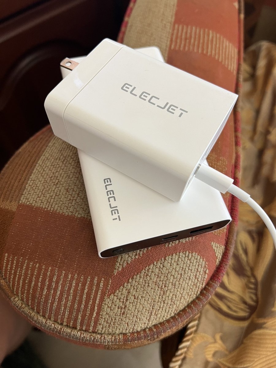 StageYourLife's tweet photo. @Jim12954128 @Elecjet_us @alpine4holdings $ALPP @alpine4holdings @Elecjet_us Yep! Best ever! #Ultrafast #Battery ##Elecjet 😎👍🏼 https://t.co/fT1qKjfwRd