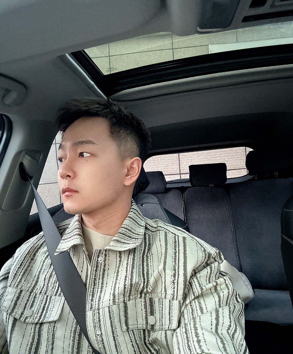 a945851's tweet photo. 不碰感情，做个渣男。 https://t.co/bOnPLdWXDq