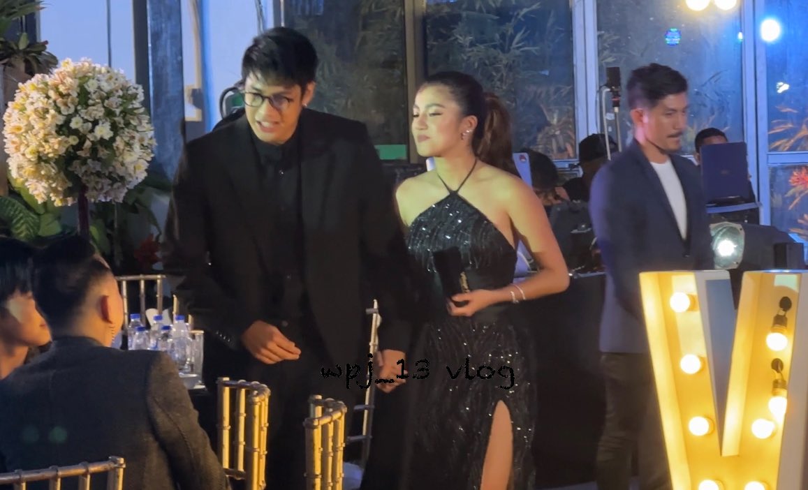 wcpetjr's tweet photo. Donny Pangilinan at Belle Mariano Hakot Awards, OffCam Moments! #VCPA @donnypangilinan @bellemariano02
β‘οΈ https://t.co/BGxm6A78NZ https://t.co/7Obo1ybTCi