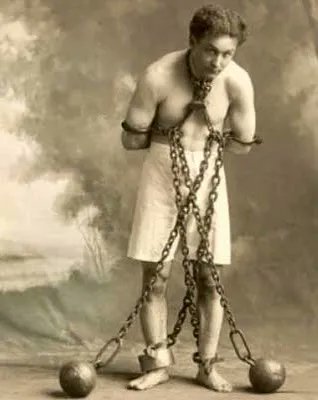 Harry Houdini was trained as a locksmith as a young man. At the age of 11, Houdini became an apprentice to a locksmith.  This skill  came in handy when he later became a magician with escape stunts as his most well-known performance. #locksmith #Houdini #orangecounty #magician