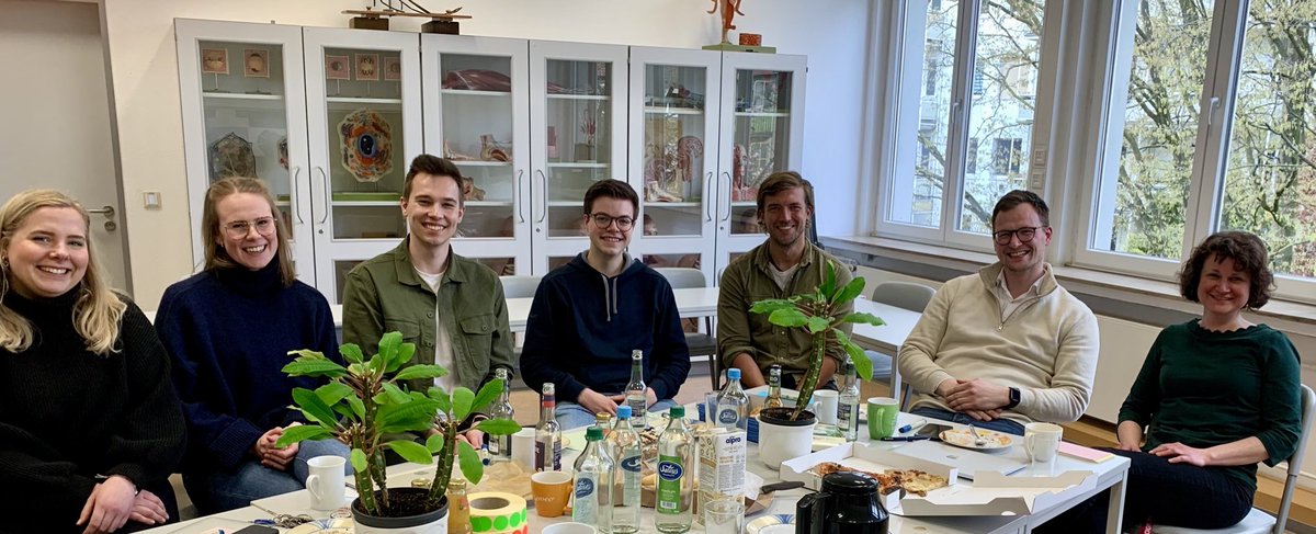 _SarahWilken's tweet photo. Thanks for the discursive and productive team event @b_heuckmann! @WWU_Muenster https://t.co/7GHKGiMD4v
