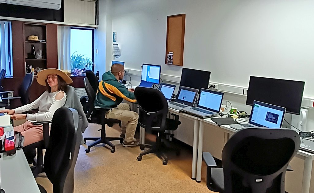 Estibaliz Gómez de Mariscal, PhD (@gomez_mariscal) on Twitter photo Here with the heros <a href="/inesmcunha/">Inês Cunha</a> <a href="/IvanHCenalmor/">Iván Hidalgo Cenalmor</a> (<a href="/Bruno_MSaraiva/">Bruno Saraiva</a> online) 🦸🦸♀️🦸♂️for the upcoming <a href="/abbelight/">Abbelight</a> workshop this Friday at @IGCiencia 👩💻 Here with the heros <a href="/inesmcunha/">Inês Cunha</a> <a href="/IvanHCenalmor/">Iván Hidalgo Cenalmor</a> (<a href="/Bruno_MSaraiva/">Bruno Saraiva</a> online) 🦸🦸♀️🦸♂️for the upcoming <a href="/abbelight/">Abbelight</a> workshop this Friday at @IGCiencia 👩💻
