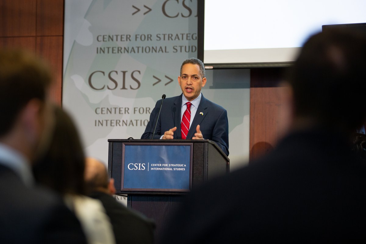 CSISHumanRights's tweet photo. Attendees heard from a range of individuals, including @Commercegov @DepSecGraves, @Microsoft's @BradSmi, @CarterCenter's @P_AlexanderCEO, @Google's @Karan_K_Bhatia, @ILAB_DOL's Deputy Under Secretary @TheaMeiLee, @SolidarityCntr's @Shawna_SolCntr, &amp; @CIPE_ACGC's @MicheleCrymes. https://t.co/LUbAm56pCG
