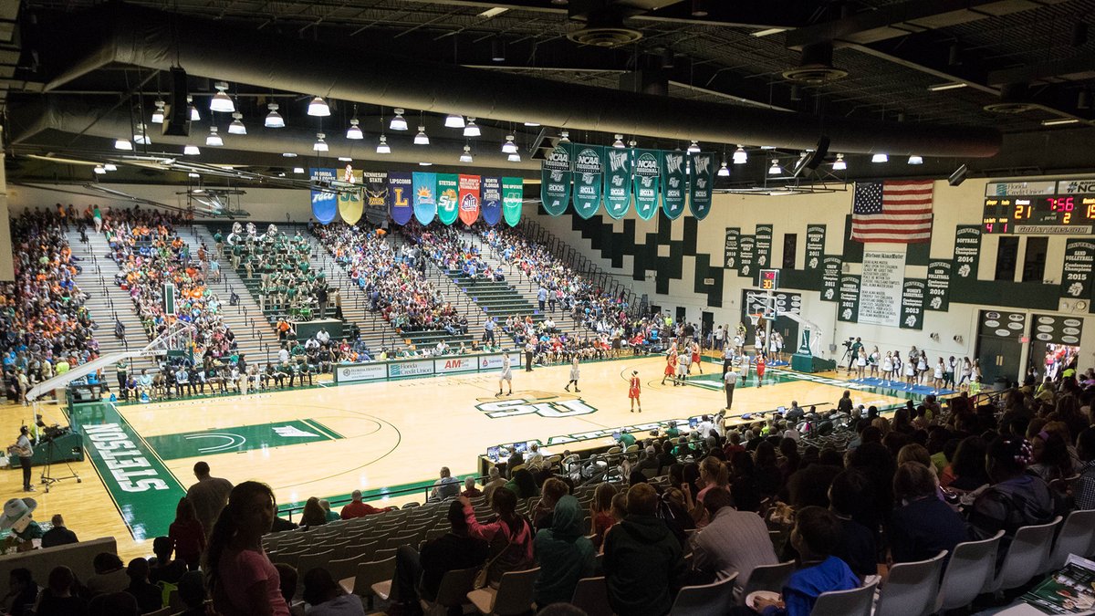 PORTAL: Former #Gophers big man Treyton Thompson (<a href="/Treyton42/">Treyton Thompson</a>) has committed to Stetson (ASun Conf.).