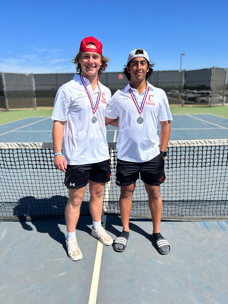 CHS_StangTennis's tweet photo. What a finals match! Thomas and Daniel fought hard against Wylie just coming up short 6-7 (5), 6-3, 3-6, but did earn a ticket to the Regional tournament! Wylie played a great match! Great day to wear the Scarlet and Gold! https://t.co/iHhgKZ5MOD
