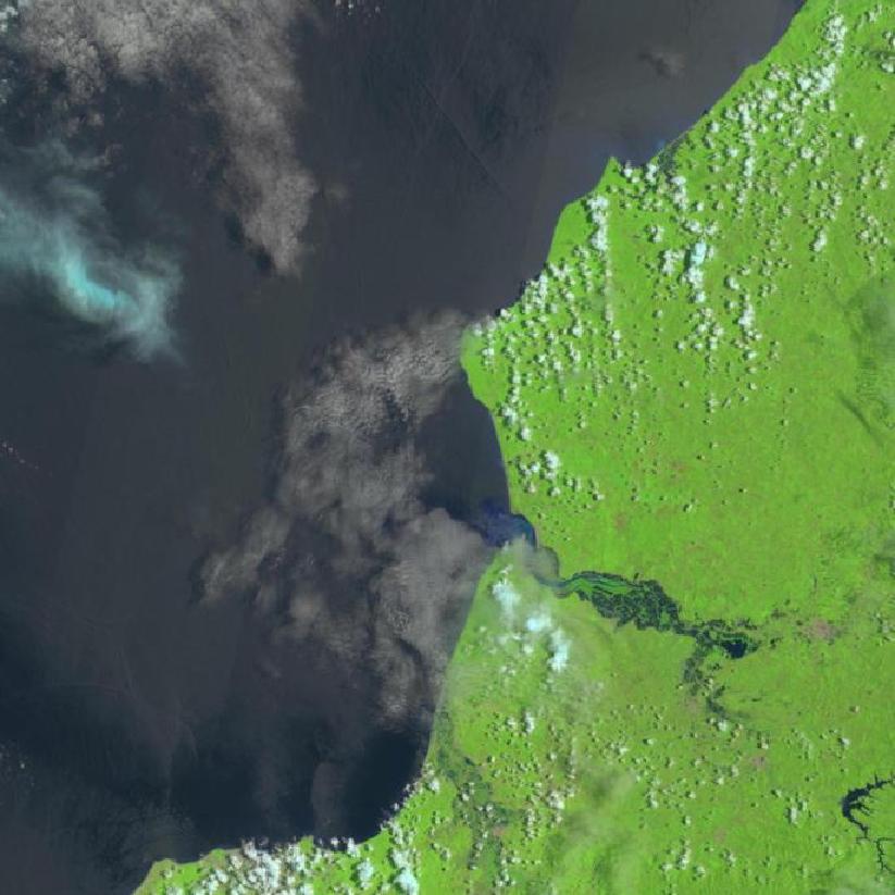 USGS_HDDS's tweet photo. 7 scenes of SENTINEL ingested to HDDS for event 202303_Cyclone_Yaku_ECU #CycloneYaku https://t.co/zlFbhNKbt3 https://t.co/Cmm65WEdmQ