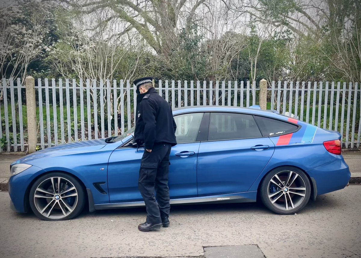 #MayfieldSNT officers discovered this stolen vehicle whilst conducting patrols of the ward today. Vehicle and delighted rightful owner are now reunited. 🙂
#SaferNeighbourhoods #Redbridge #MyLocalMet