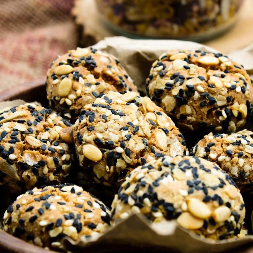 MaheshBudhrani6's tweet image. Healthy Trends, 7-seeds MultiGrain Jaggery Cookies... Goodness of Healthy Seeds, MultiGrain Flour, Jaggery as sweetener. 
#multigrain #mixseeds #7seeds #healthyseeds #jaggery #cookies #biscuits #baked #healthybakery #jiomart #sellerjiomart #relianceretail

jiomart.com/p/groceries/7-…