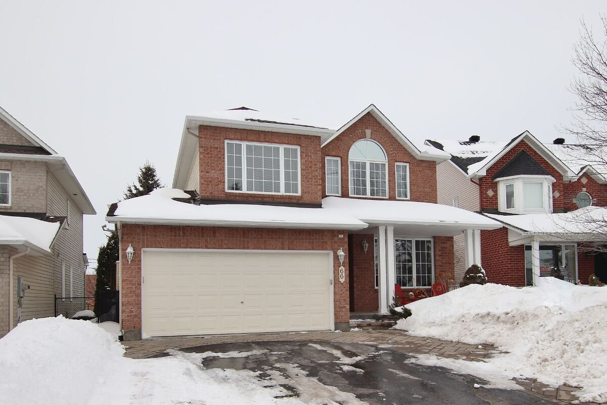 Check out this home! This 4-bedroom, 3-bath home is ready for its new owners. This home is in a desirable location, close to great schools and parks. Picture yourself in the open kitchen while preparing a meal and entertaining or .. cb1.so/eqva45