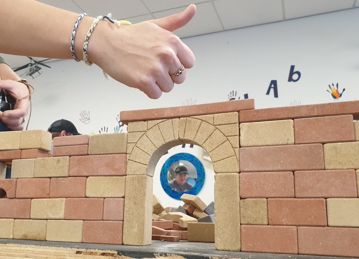 NL_Leraar tweet media