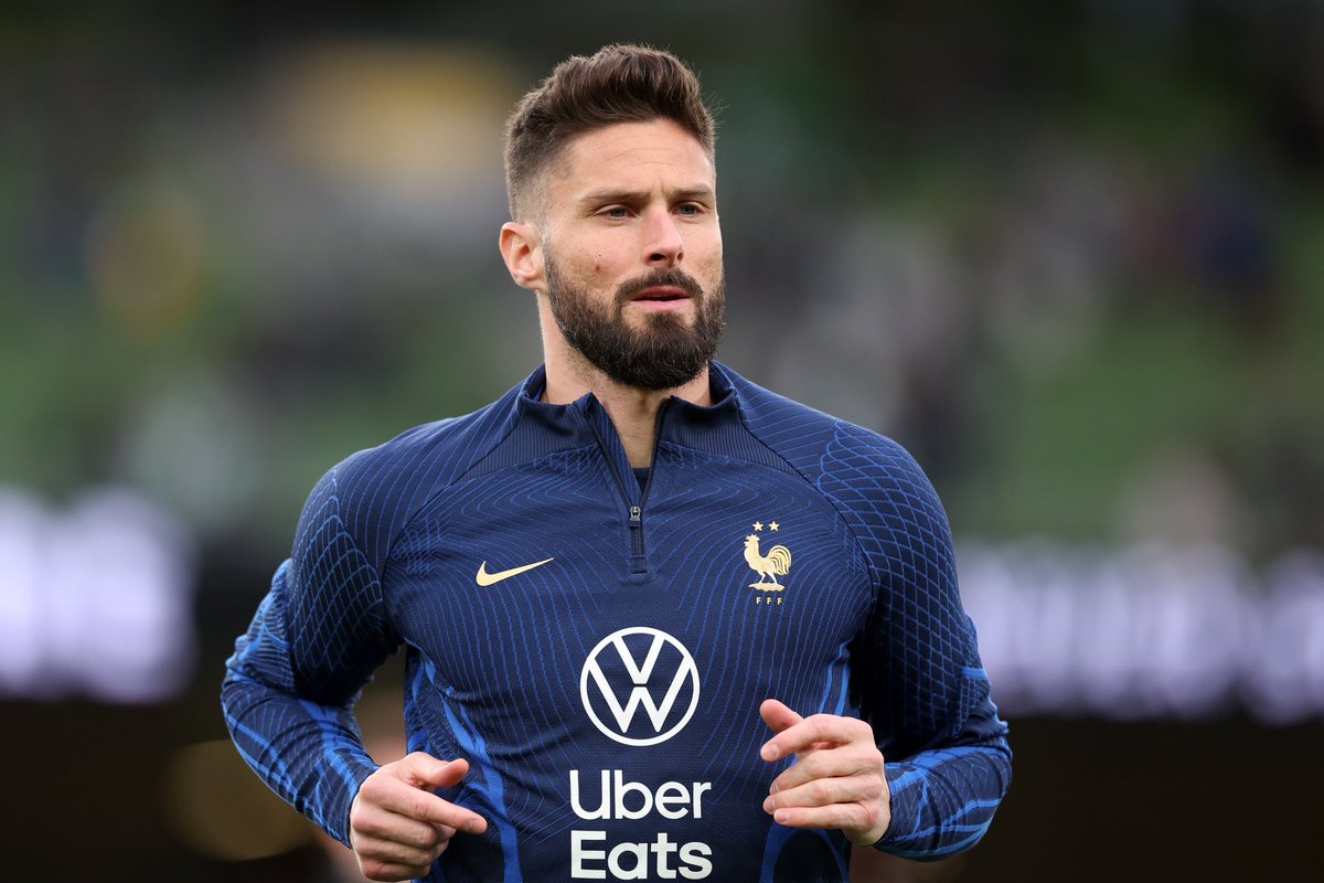 Olivier Giroud will sign new deal with AC Milan in April. Full agreement in place as expected after the World Cup, now the parties have agreed also on final clauses 🔴⚫️🇫🇷 #ACMilan

€3.8m salary net plus add-ons for the next season, per <a href="/SkySport/">skysport</a>. It will be completed soon.