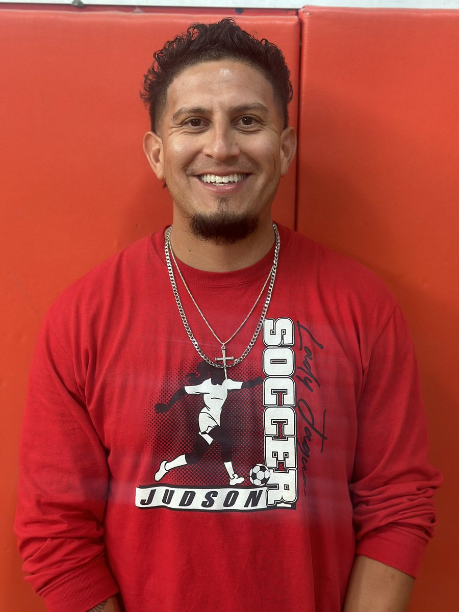 judson_jaguar's tweet photo. 📣📣Join us in welcoming the newest addition to the Jaguar Coaching Staff: 

Coach Ernesto Ramos 
University of Texas-Austin 
Major: Bio Pre-Med
Sports: Head Baseball &amp; Football ⚾️🏈
Hobbies: Playing Golf with his son

#JaguarNation @JISD_ATHLETICS @JudsonISD @KarlPointer https://t.co/hc3JHeSMHJ