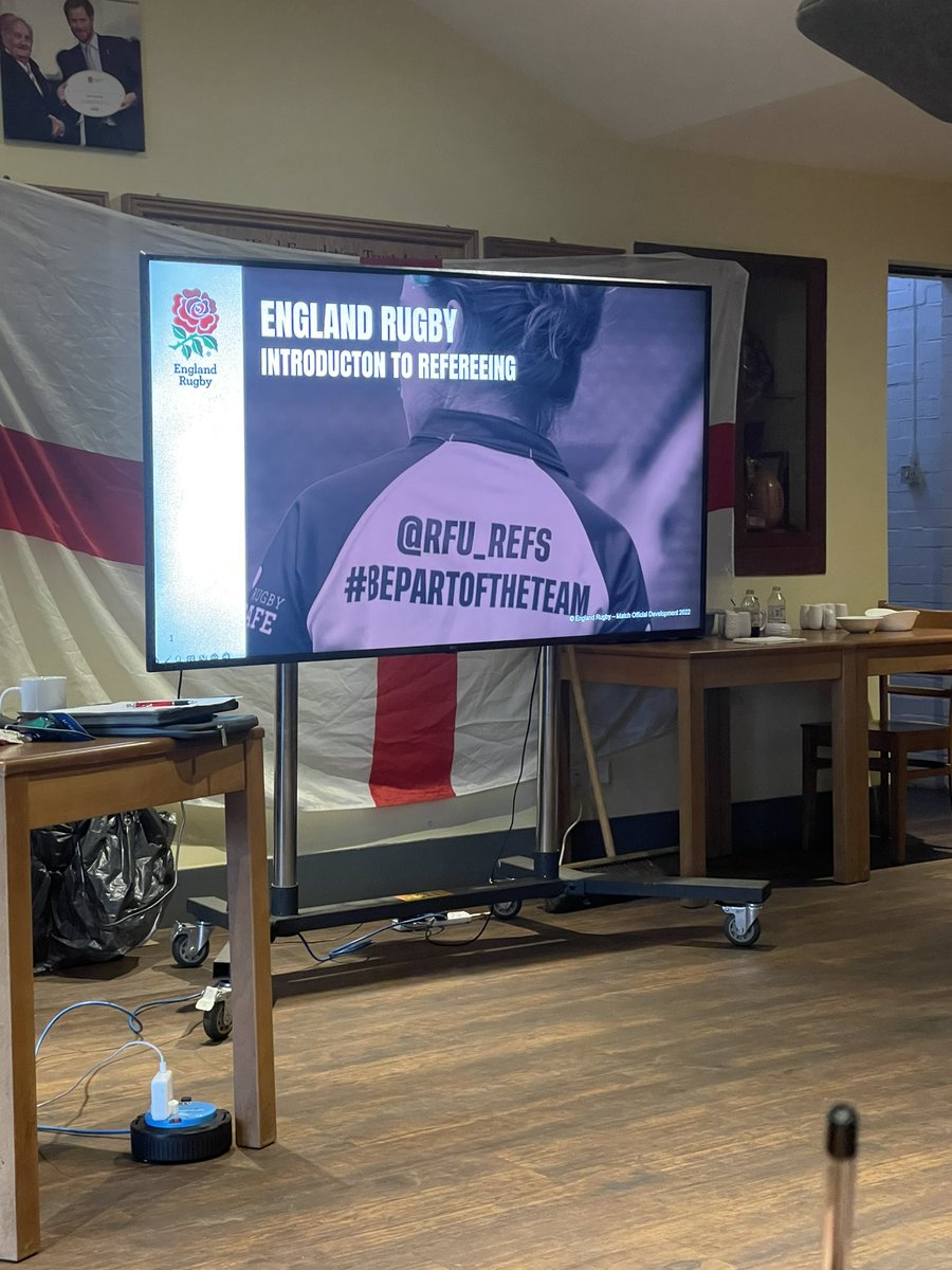 PaigntonRFC's tweet photo. @RFU_Refs Introduction to Refereeing.  @rfuswestgamedev #rugby @DevonRFU #paignton #paigntonrugby #referee https://t.co/Vz4owZPbob
