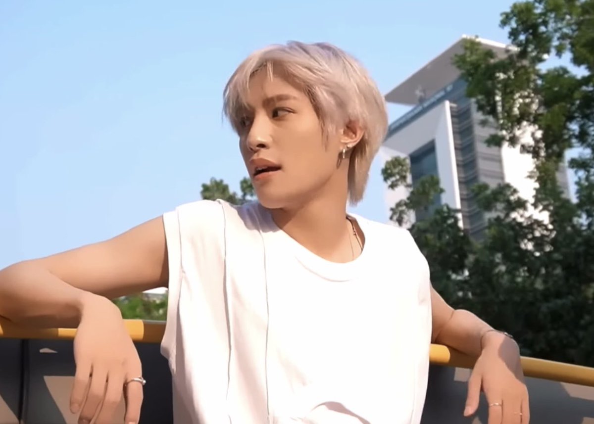 hourlyyangyang's tweet image. god..