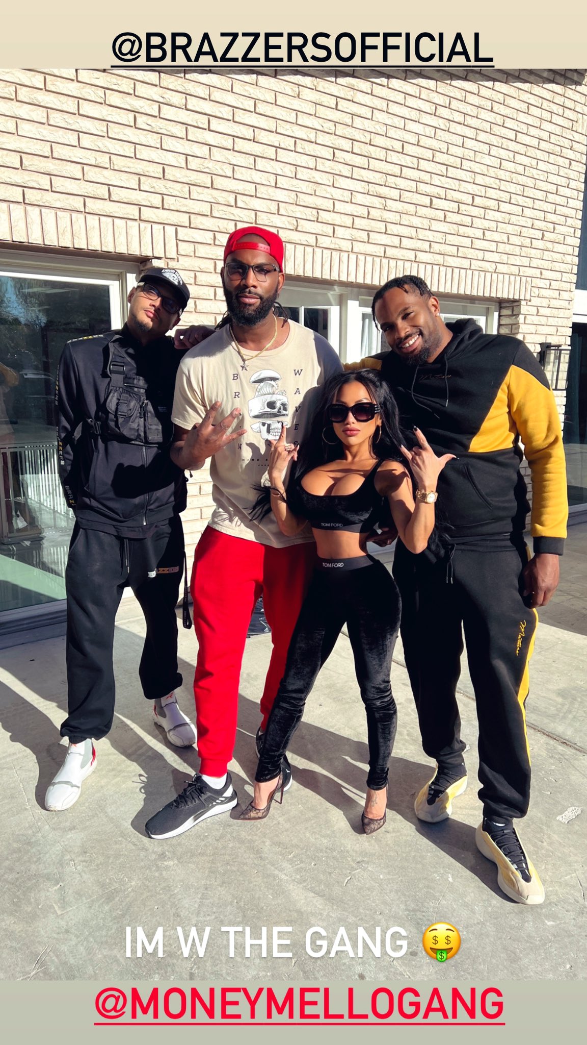 TW Pornstars - CJ Miles. Twitter. Im in Vegas 😻 with the Mellow Ke$h Money Gang ‼️🤑 @LVchocolate