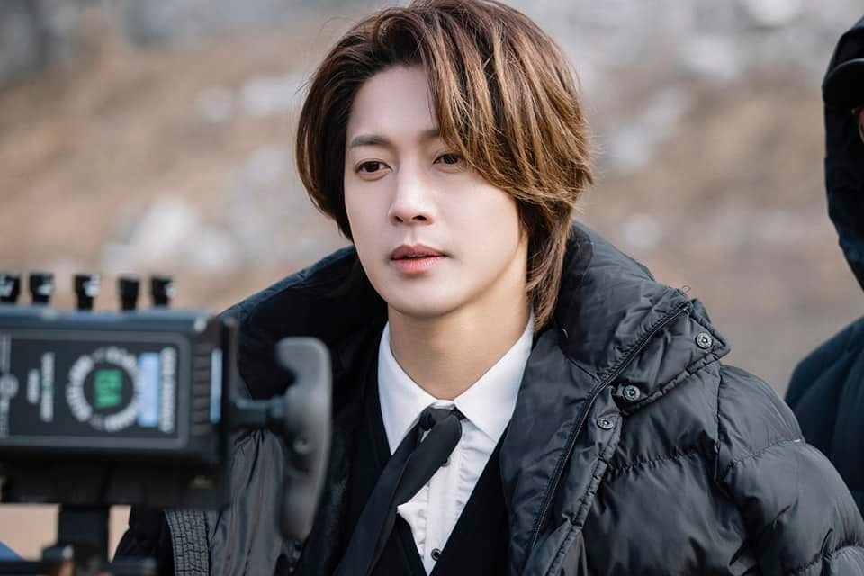 Claudia90510113's tweet photo. Tremendo Álbum musical MY SUN #KHJconBrunoPinasco #KimHyunJoong https://t.co/oSJyOVBHPg