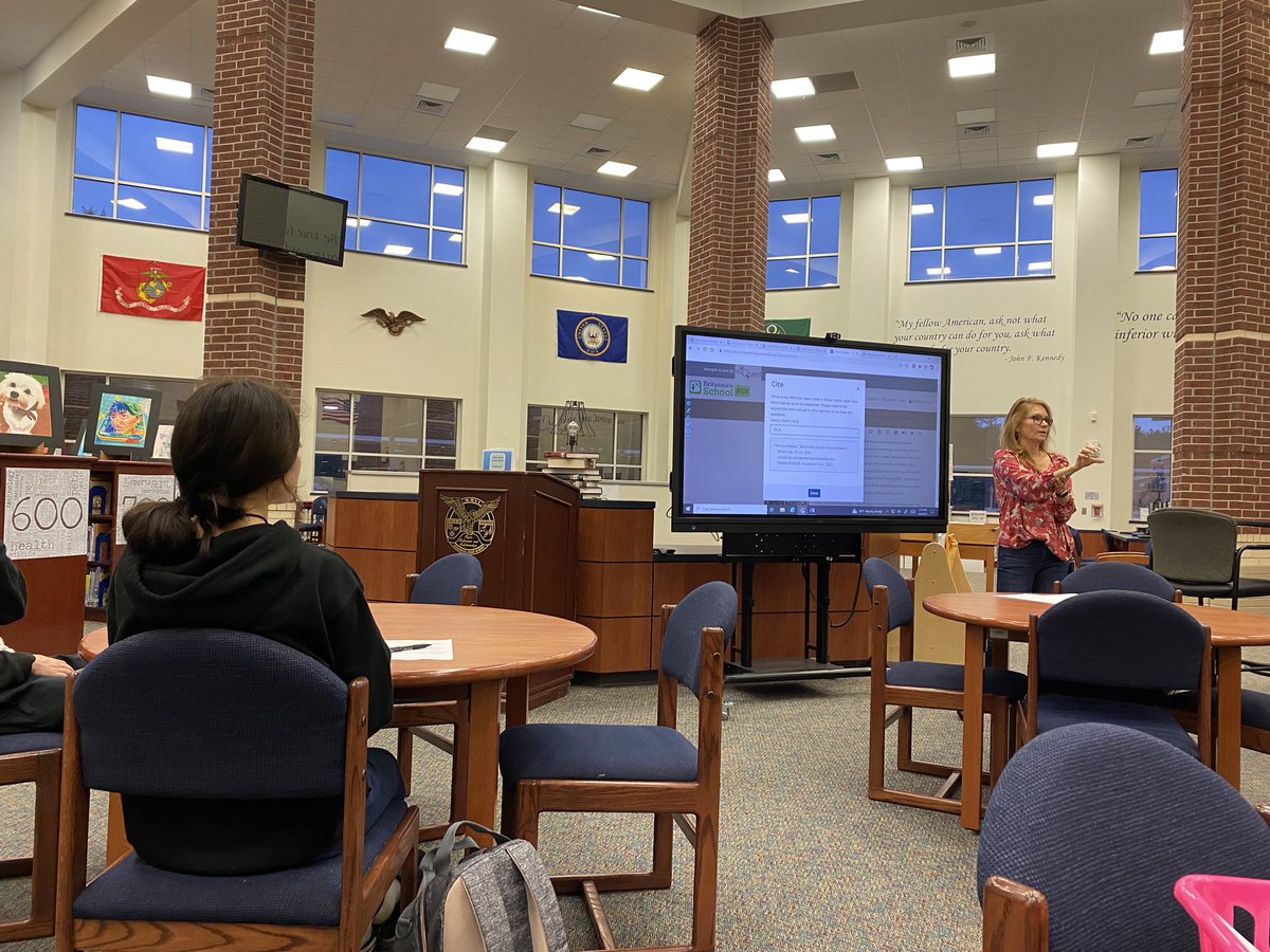 cpage54321's tweet photo. Neurodivergent genius hour- independent work for the win! ❤️working with our librarians to learn how to use our tools #teamworkrocks@HumbleISD_AHS @AHSlibrary06 #HumbleISD_dyslexia https://t.co/HL4SW8oSS4