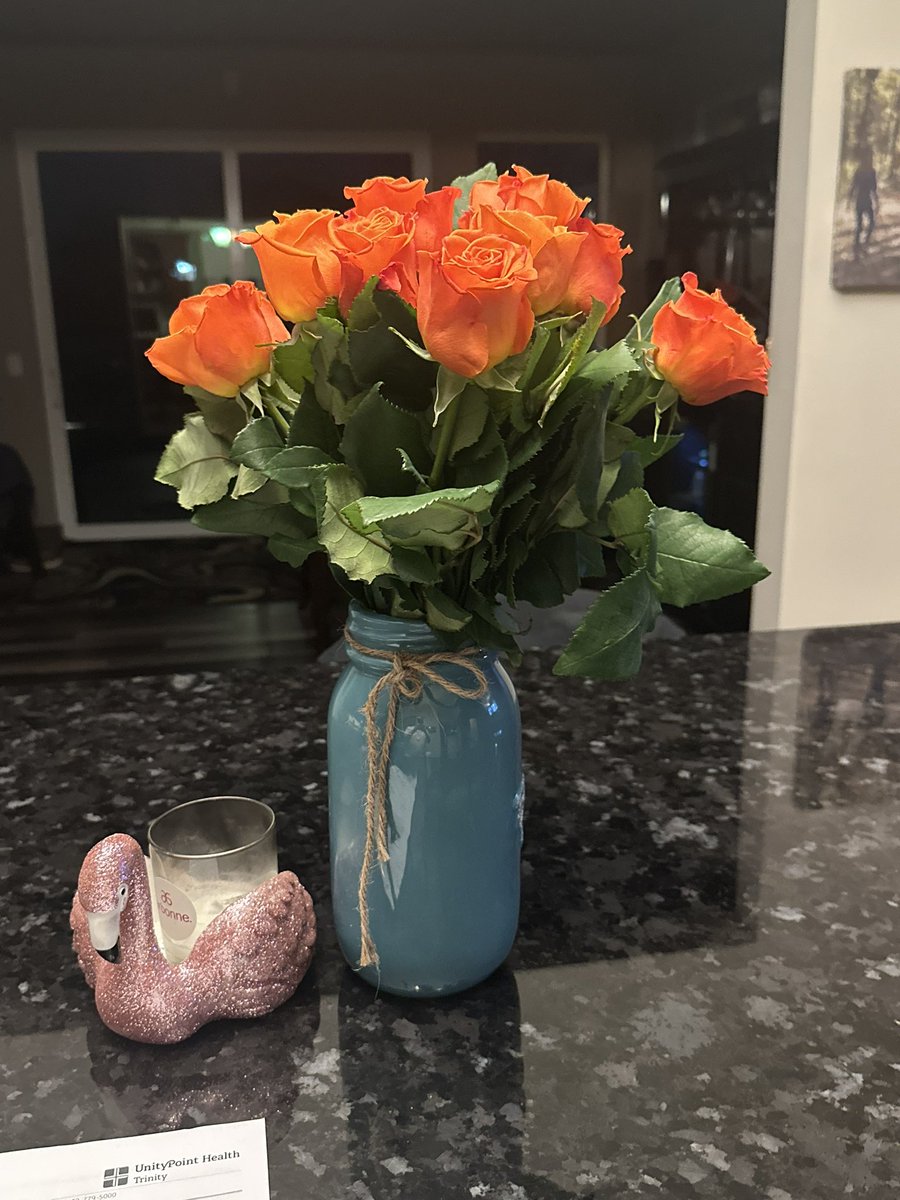 Toriannk13's tweet photo. Love the relationship these teammates have! And the flowers they brought her are beautiful! @Lancer_sball ❤️❤️❤️ https://t.co/cy1UwleRUE
