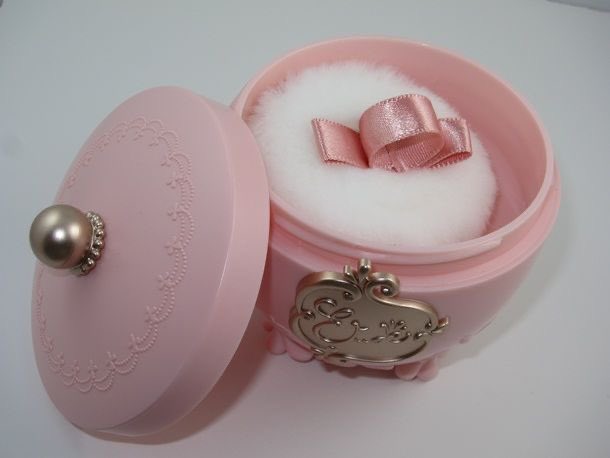 yvhwaa's tweet photo. etude blusher ✧˚ ༘ ⋆｡˚ https://t.co/tI3jsuGR3p
