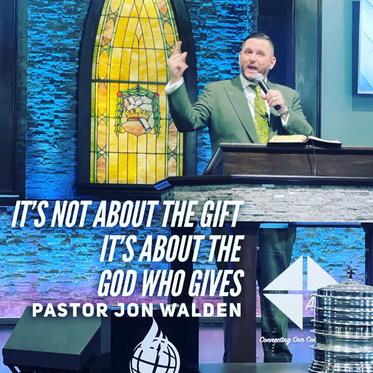 AspinwallChurch's tweet photo. Two power-packed messages on Palm Sunday! @pastorjonwalden and @preachergirl1 gave us hope - our God won’t fail us and he goes before us! #AspinwallChurch #sunday #sermon #church #ohio #cle #palmsunday https://t.co/AHZDGhWRkQ