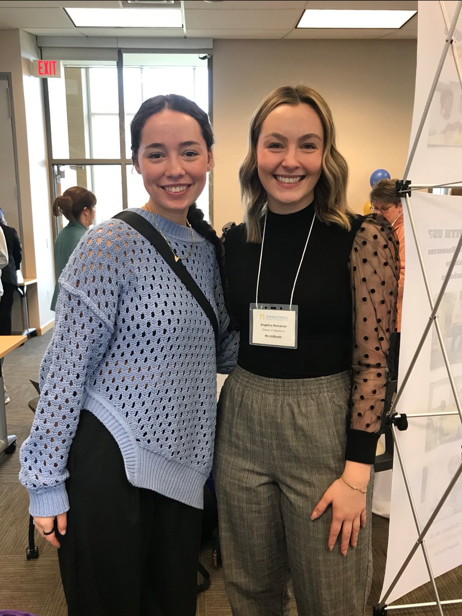 MisericordiaU's tweet image. Meet Allison Swartz ’23, a Business Administration major with a Marketing specialization. Allison is currently interning with @Merchboothcom. She and her internship supervisor, Angelica Kercsmar, recently spoke with students about careers at our Career &amp;amp; Networking Fair!