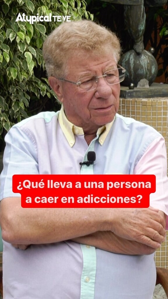 AtypicalTeve's tweet photo. La psicóloga Clara Sierra nos explica cuáles son las razones y factores que pueden contribuir a que una persona caiga en adicciones. 

#AtypicalTeVe #PlaticandoConAlazraki #CarlosAlazraki #Psicología #Adicciones #Prevencion #Salud #Conciencia #transparen… https://t.co/quJK3SPLr3 https://t.co/Ft4C0Z7rWV