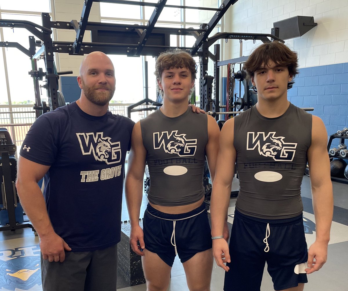 Feeling old trying to keep up with these guys. The Linebacker room at The Grove is DEEP! #HUNT 

<a href="/TheLeonKrasniqi/">Leon</a> 
<a href="/ColeLoveland_/">Cole Loveland</a>