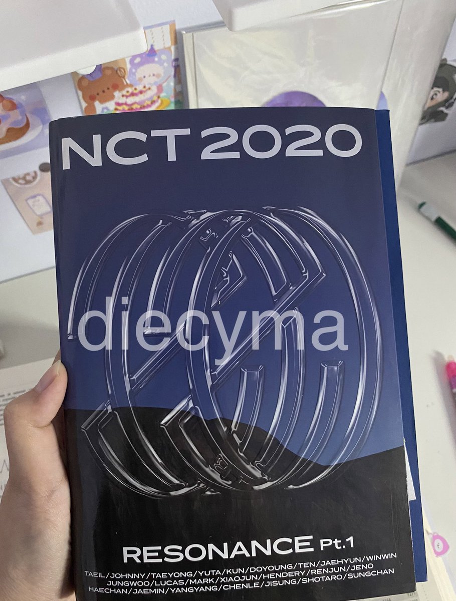 diecyma's tweet photo. 🎊 MINI GIVEAWAY 🎊 
haai jadi aku mau adain mini giveaway kpop stuff untuk 3 orang syaratnya gampang kokk 
🧸follow akun ini @diecyma 👆🏻
🧸like and rt my pin 📌 
🧸drop ur best comment (boleh doa/kalimat penyemangat (yg penting kalimat positif))😇 

🕰️end 8 april 

goodluckk🫶🏻 https://t.co/nsleNbkcXe