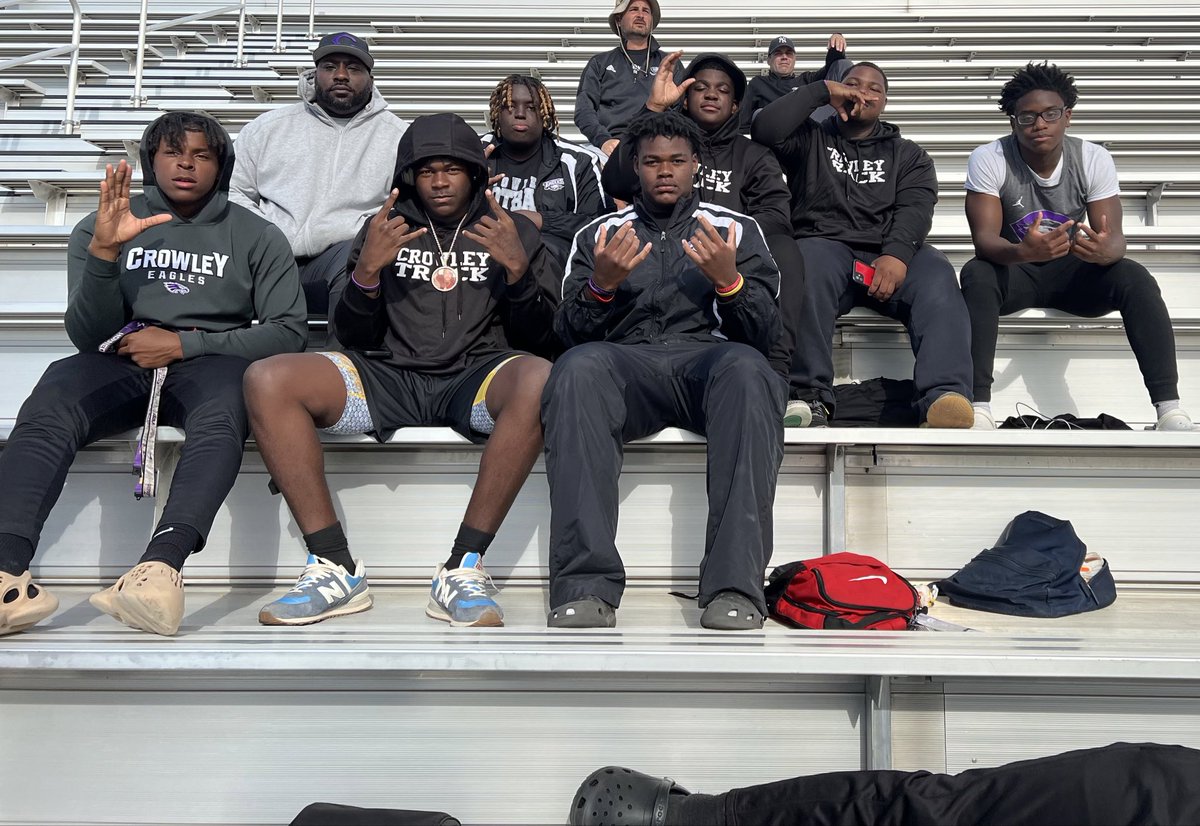 #CrowleyTough🦅 Throwers <a href="/CTownEaglesFB/">CrowleyFootball</a> <a href="/CarlosLynn/">Carlos Lynn</a> <a href="/Wolfe_Taylor_/">Coach Wolfe</a> <a href="/Coach_McHugh/">Coach McHugh</a> @mekkaworldpeace