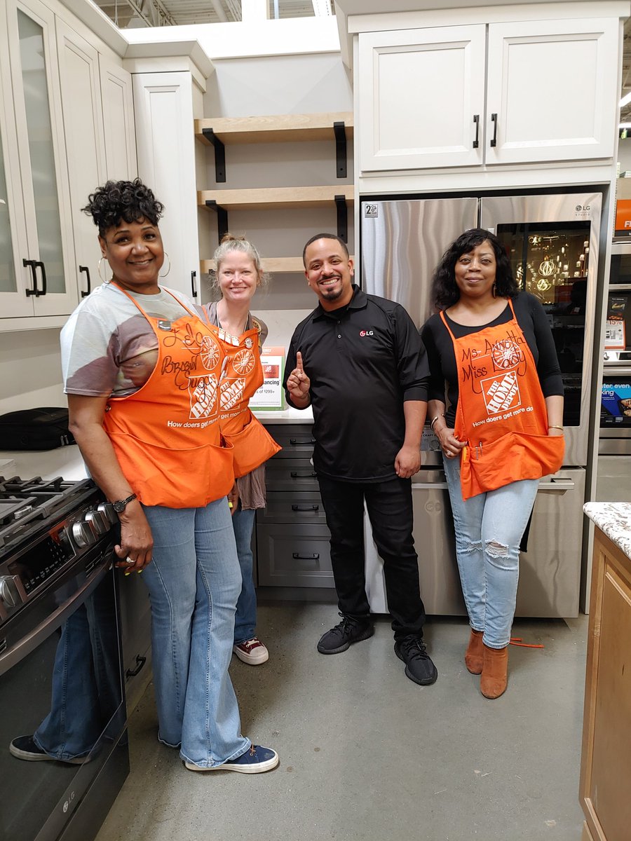 LG_MT_ATLWEST's tweet photo. A special thanks to  @homedepot #0154 Atlanta,  Ga for allowing me to be a part of your day. #LGUS #LGFam @LGUS @LGJclaudioOrlE https://t.co/JcjolR6VWA