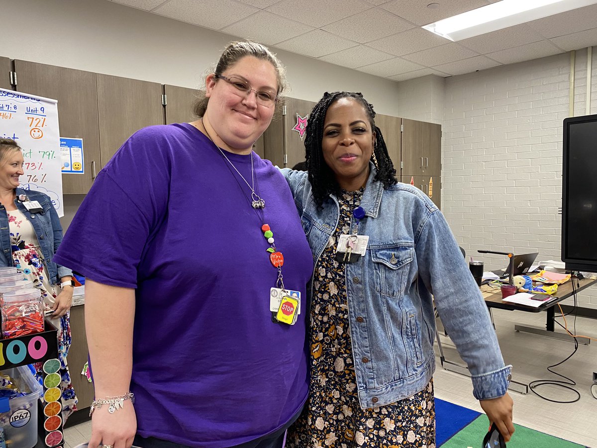 CFISD_Hancock's tweet photo. Cheers to our Positive Role Models on our campus! Thank you for your continued dedication, you all are leading by example! @Jessica_Lavon @mlperez22 and Ms. Valentena Kelly! #PortraitOfATeacher @FelderTamera https://t.co/7oty6eMIMY