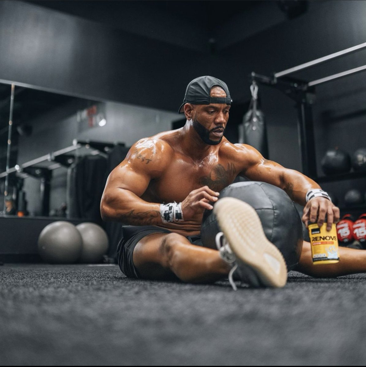 Take your workouts to the next level with Nutrishop Omaha’s newest pre-workout, RENOV8. Offered in 3 different stimulant levels with 2 great flavors!