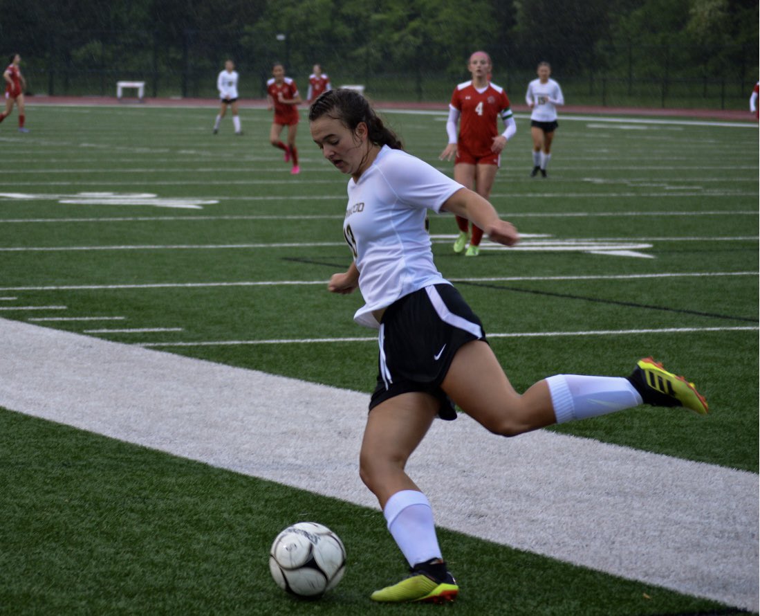 GwoodGrlsSoccer's tweet photo. ⭐️⭐️GAME CAPTAIN⭐️⭐️
Our team voted LYDIA FUOSS as our first Game Captain of the season for the upcoming week! Lydia puts in the work, is a great team player, and had some stellar performances last week! Congrats Lydia!!! #gamecaptain https://t.co/rOBb5OAPnC