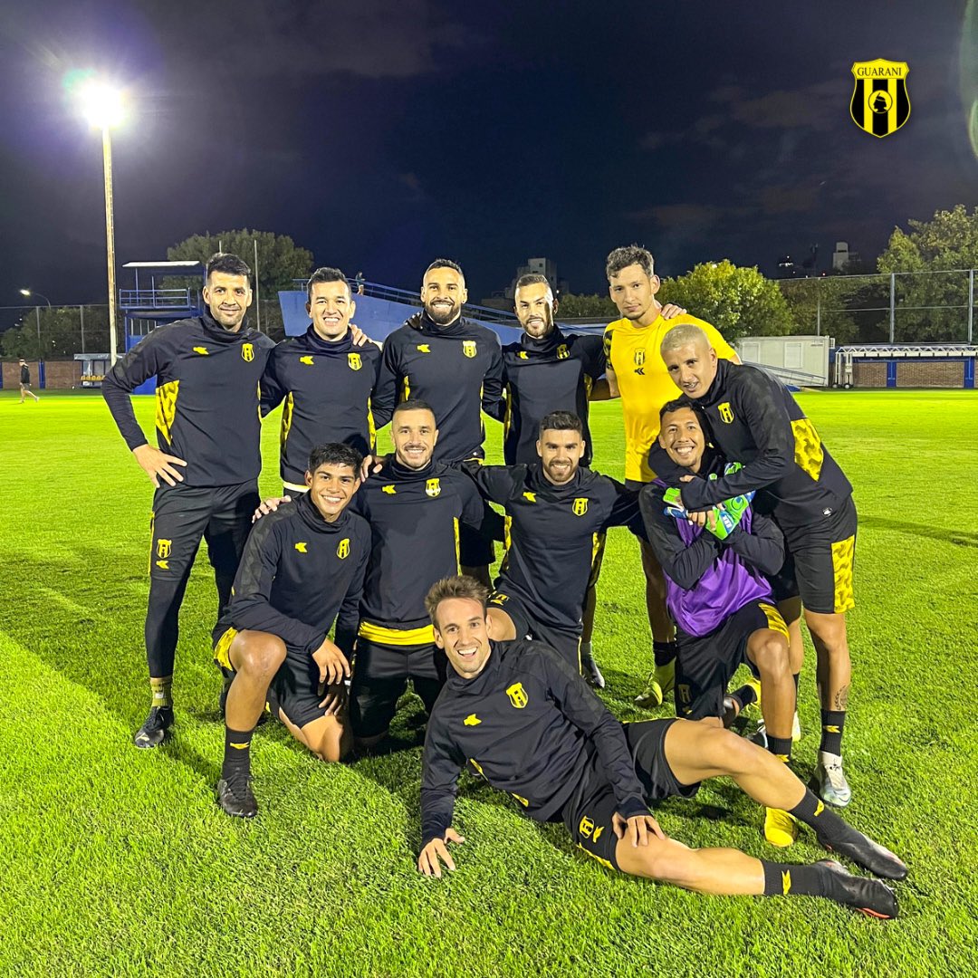 ClubGuarani's tweet photo. #𝗘𝗻𝘁𝗿𝗲𝗻𝗮𝗺𝗶𝗲𝗻𝘁𝗼����𝗲𝗴𝗲𝗻𝗱𝗮𝗿𝗶𝗼 ✅

VAMOS ABORIGEN DE MI VIDA💛🖤 https://t.co/hXFvmmEGLL